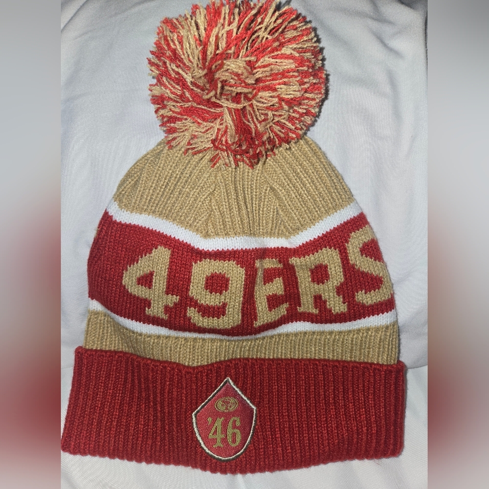 49ers Knit Beanie with Pom